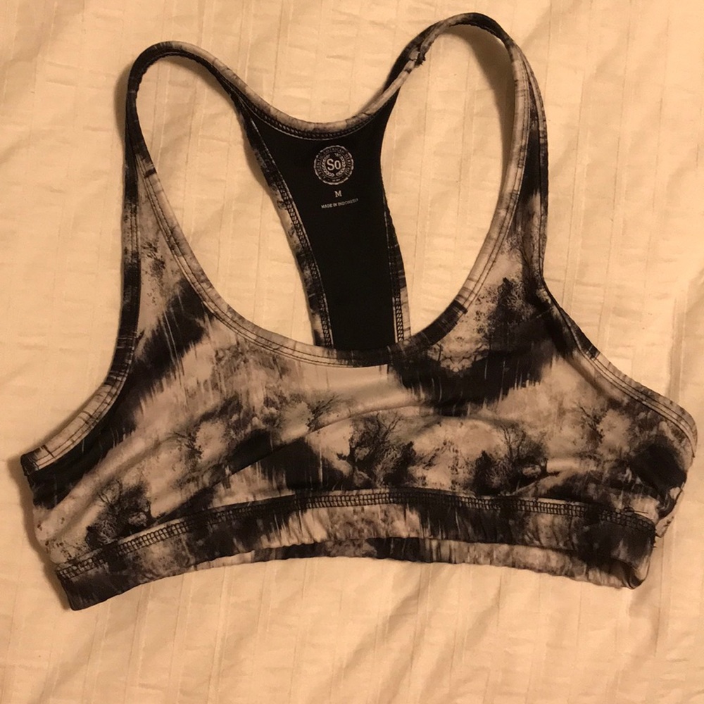 Sports bra